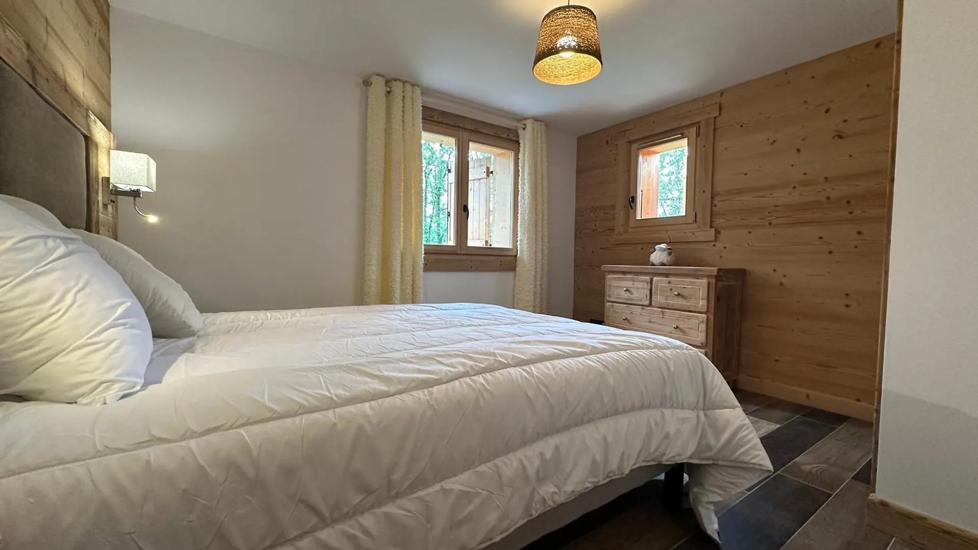 Grand Chalet 5 Chambres, Calme, Proche Commerces, Babyfoot, Appareils Raclette Et Fondue - Fr-1-624-165 Verchaix 0*,
